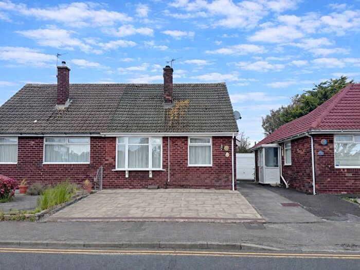 2 Bedroom Semi Detached Bungalow For Sale In Cavendish Mansions, Green Drive, Thornton-Cleveleys, FY5