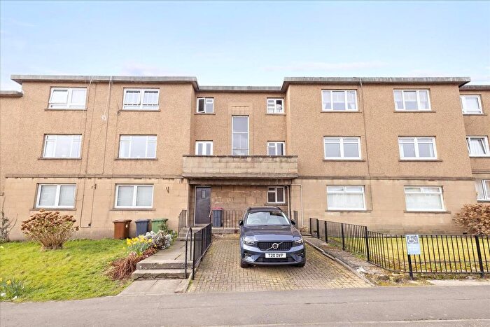 3 Bedroom Flat For Sale In Waverley Road, Bonnyrigg, EH19