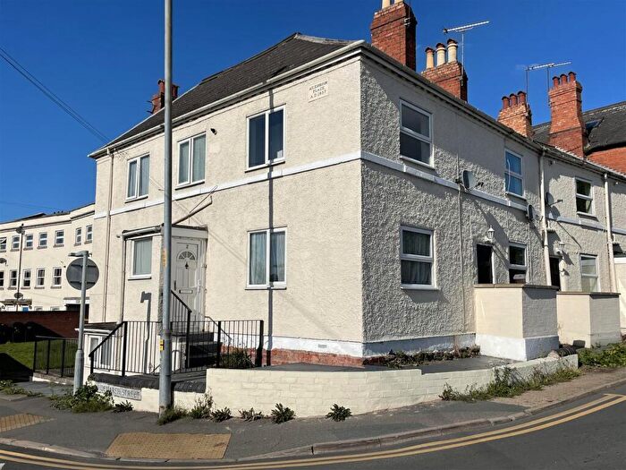2 Bedroom End Of Terrace House For Sale In Newtown Road, Hereford, HR4