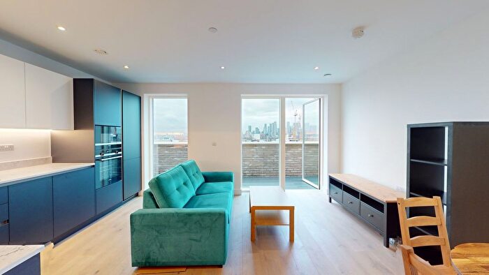 1 Bedroom Flat To Rent In Rennie Street, London, SE10