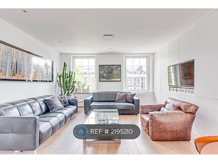 2 Bedroom Maisonette To Rent In Albert Street, London, NW1