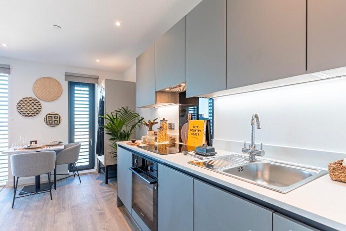 Flat To Rent In Flat, Pall Mall, Liverpool, Merseyside, L3