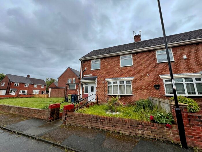 3 Bedroom Semi-Detached House To Rent In Partick Road, Sunderland, SR4
