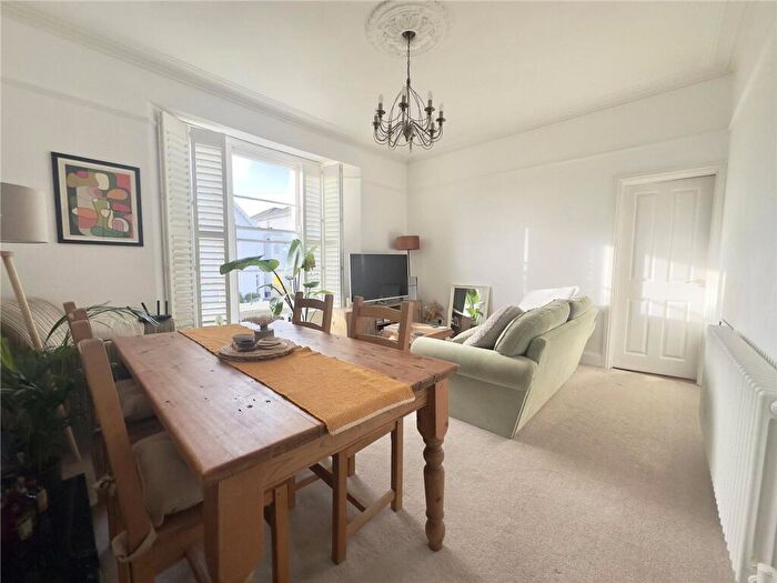 2 Bedroom Property To Rent In Redland, Hampton Park, BS6