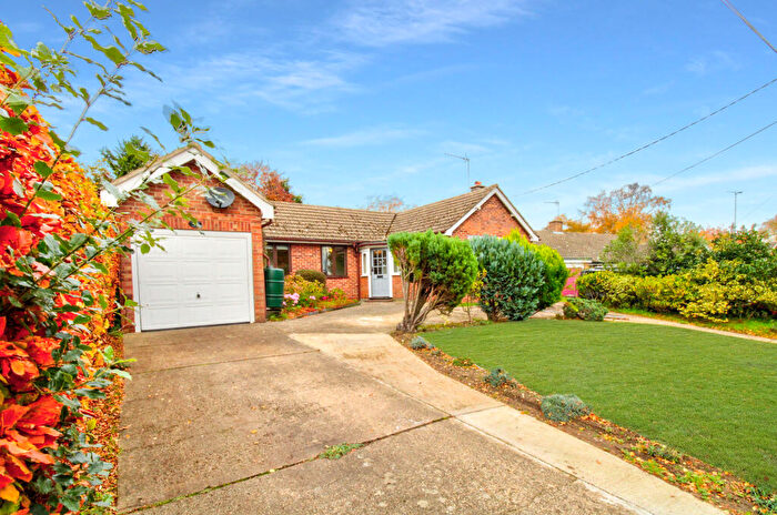 3 Bedroom Detached Bungalow For Sale In Through Duncans, Woodbridge, IP12
