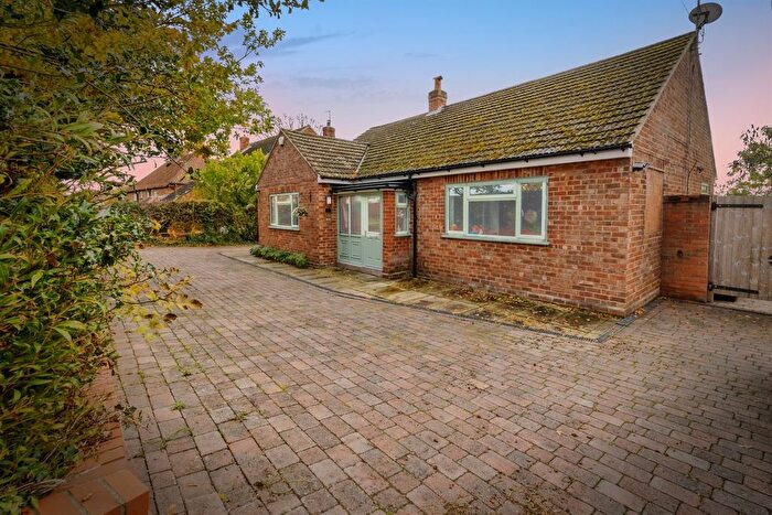 3 Bedroom Bungalow For Sale In Riseholme Lane, Riseholme, Lincoln, LN2