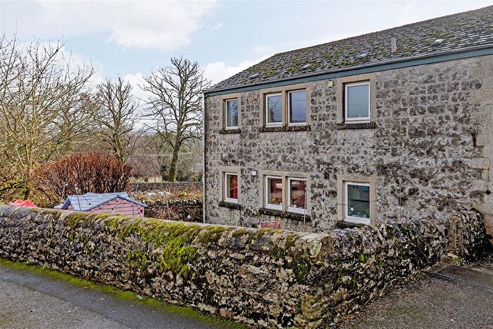 3 Bedroom Flat For Sale In Middleton-By-Youlgrave, Bakewell, DE45