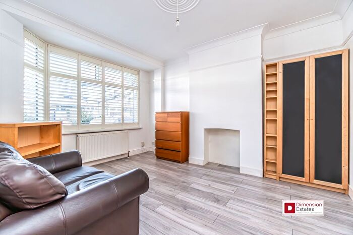 3 Bedroom Terraced House To Rent In Holcombe Road, Tottenham, London, N17