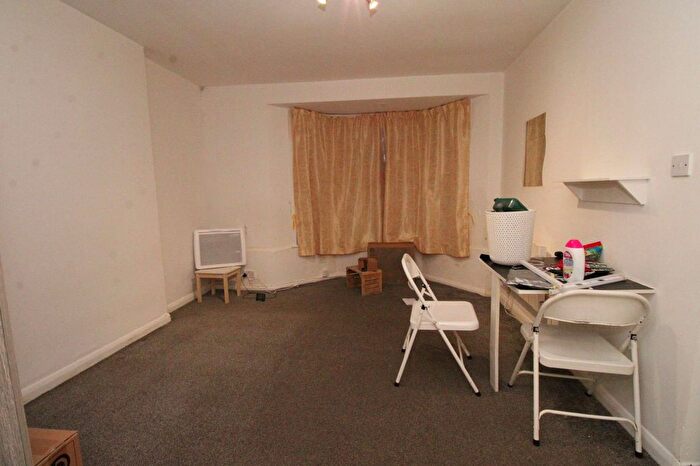 Studio To Rent In Cardiff Grove, Luton, LU1