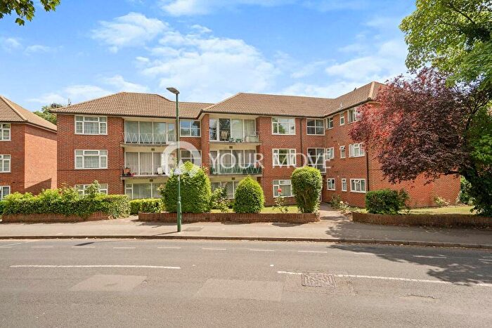 2 Bedroom Flat To Rent In Grange Court, Grange Road, Sutton, SM2