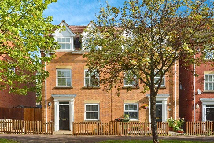 4 Bedroom End Of Terrace House For Sale In Wickstead Avenue, Grange Farm, Milton Keynes, Buckinghamshire, MK8