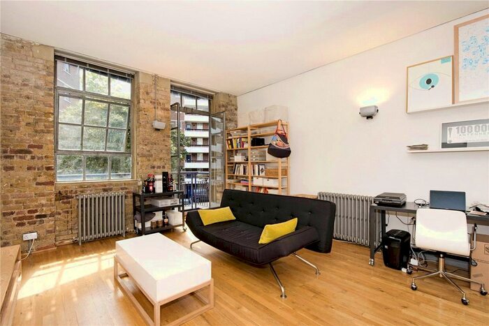 1 Bedroom Flat To Rent In Gee Street, Clerkenwell, London, EC1V