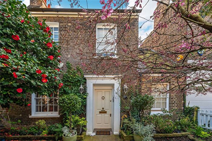 3 Bedroom Terraced House For Sale In Selwood Place, South Kensington, London, SW7
