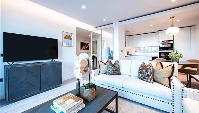 2 Bedroom Property To Rent In Garrett Mansions, London, W2