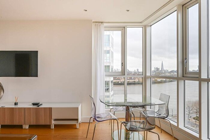 1 Bedroom Flat To Rent In Belgrave Court, , Canary Wharf, London, E14