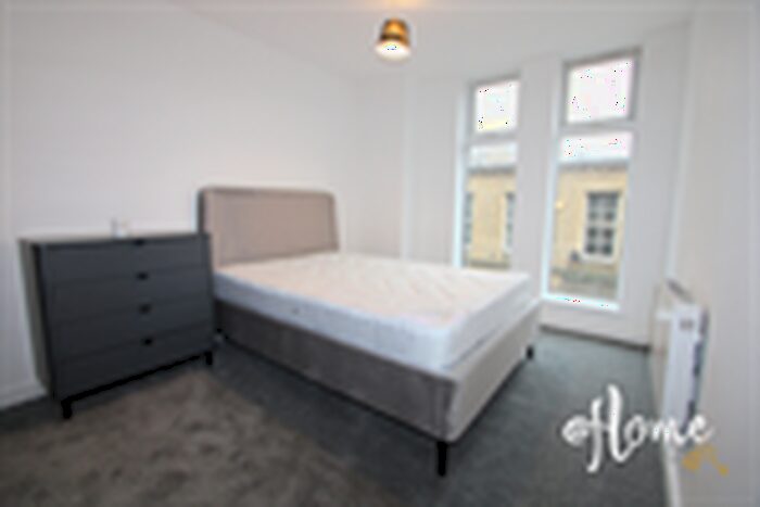 2 Bedroom Flat To Rent In Leeds Road, Bradford, BD1