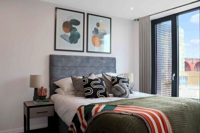 2 Bedroom Apartment To Rent In The Interchange, Stockport, SK3