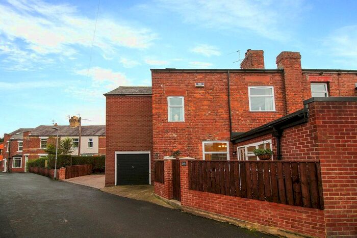 3 Bedroom End Of Terrace House To Rent In Castle Street, Morpeth NE61