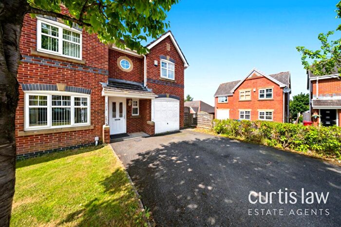 4 Bedroom Detached House For Sale In Beaumont Way, Darwen, BB3