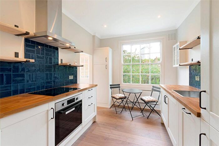 2 Bedroom Flat For Sale In Sheepcote Lane, London, SW11
