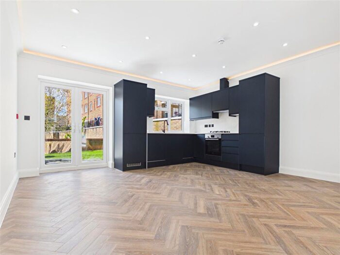 2 Bedroom Flat To Rent In Church Roadd, London, W3