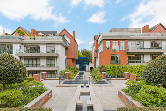 4 Bedroom Penthouse For Sale In Allingham Court, The Bishops Avenue, Hampstead, London, , United Kingdom, N2