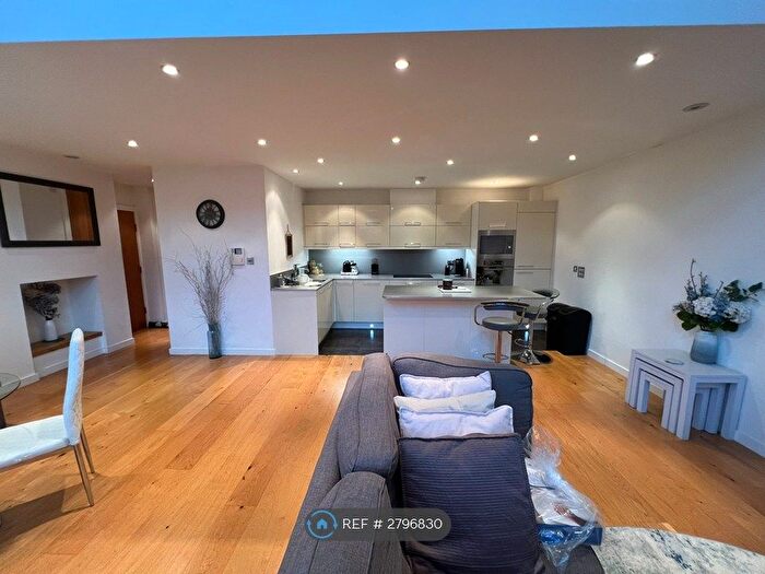 2 Bedroom Flat To Rent In The Former School, Feltham, TW13