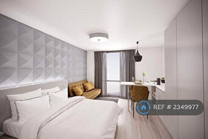 Studio To Rent In Churchill Way, Macclesfield, SK11