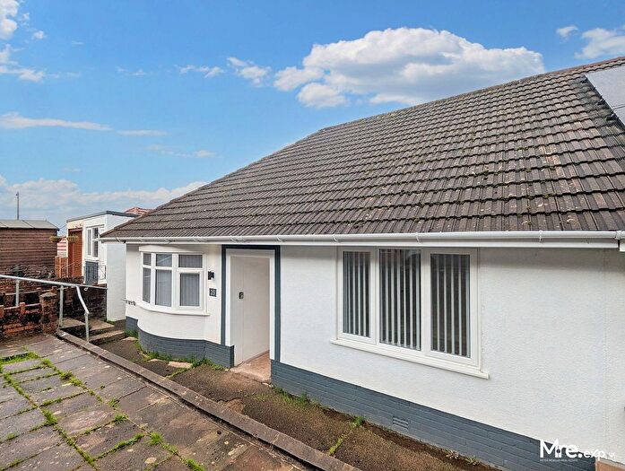 3 Bedroom Bungalow For Sale In Manor Way, Neath, SA11