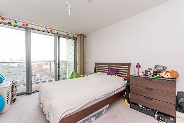 1 Bedroom Flat To Rent In Moro Apartments, Poplar, London, E14