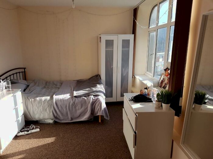 3 Bedroom Flat To Rent In Lower Parliament Street, Nottingham, NG1