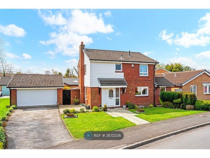 4 Bedroom Detached House To Rent In Elmridge, Leigh, WN7
