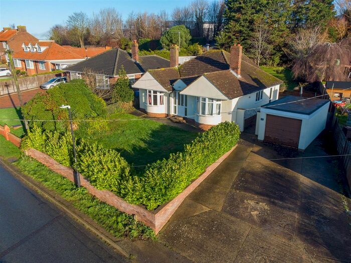 3 Bedroom Detached Bungalow To Rent In Aldham Road, Hadleigh, Ipswich, IP7