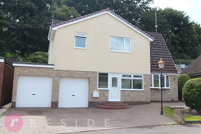 4 Bedroom Detached House For Sale In Marland Fold, Marland, Rochdale, OL11