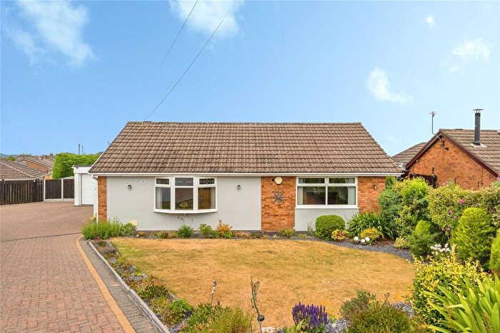 3 Bedroom Bungalow For Sale In Huntsmans Corner, Wrexham, LL12