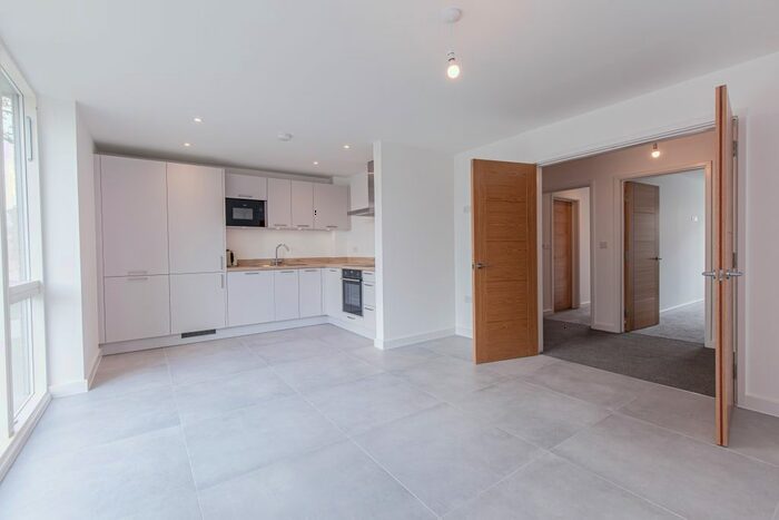 2 Bedroom Flat To Rent In Denchworth Road, Grove, Wantage, OX12