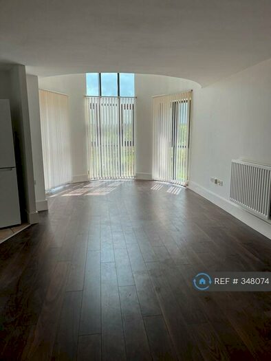 2 Bedroom Penthouse To Rent In Dunthorne Way, Grange Farm, Milton Keynes, MK8