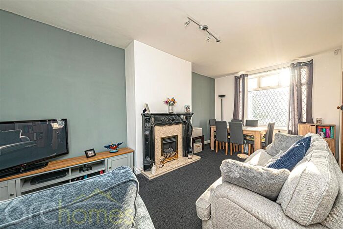 2 Bedroom Semi-Detached House For Sale In Worthing Grove, Atherton, Manchester, M46