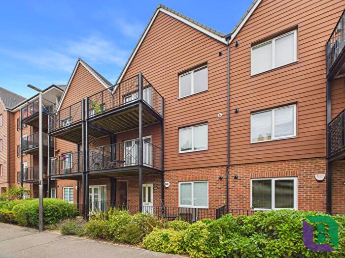 2 Bedroom Apartment For Sale In Greensand View, Milton Keynes, MK17