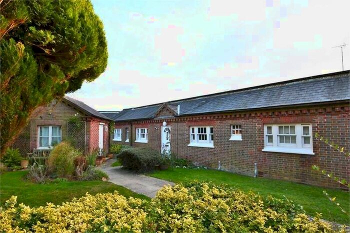 1 Bedroom Bungalow To Rent In Chapelfields, Cuckfield, RH17