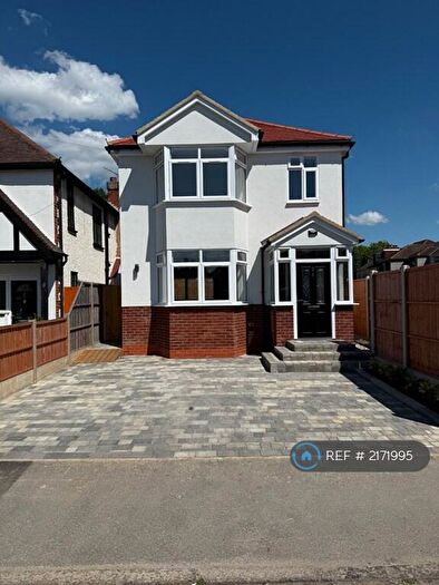 3 Bedroom Detached House To Rent In Suttons Gardens, Hornchurch, RM12