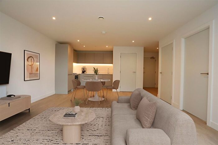 1 Bedroom Flat For Sale In Eliza Yard, Ancoats, M4