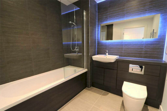 1 Bedroom Flat To Rent In Erken Plaza, Abbey Road, Barking, Essex, IG11