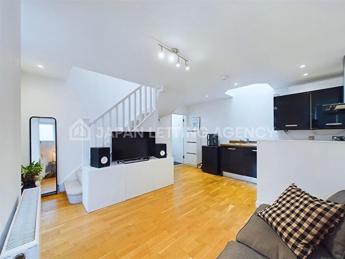 1 Bedroom End Of Terrace House To Rent In Northfield Avenue, London, W13