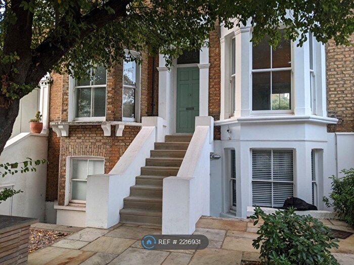 2 Bedroom Maisonette To Rent In Dulwich Road, London, SE24