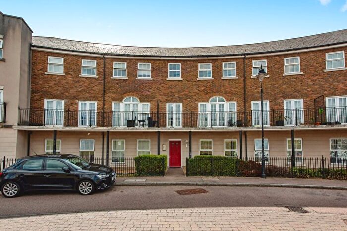 2 Bedroom Flat For Sale In Palladian Circus, Greenhithe, Kent, DA9