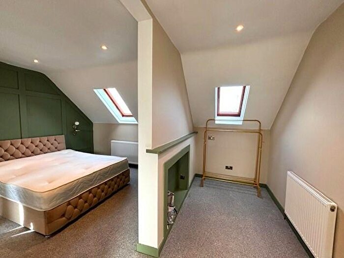 5 Bedroom House To Rent In Morrill Street, Hull, HU9