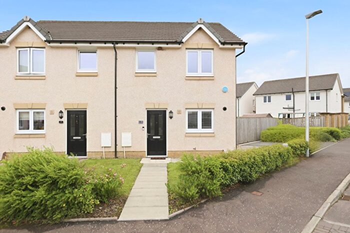 3 Bedroom Semi Detached House For Sale In Balnagown Drive, Dargavel, Bishopton, PA7