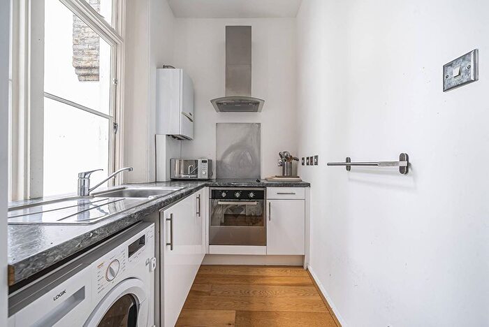 1 Bedroom Flat For Sale In Charlwood Street, Pimlico, London, SW1V