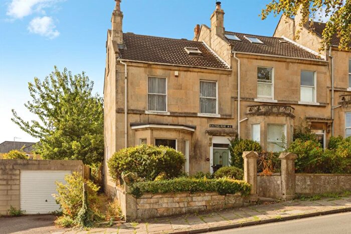 4 Bedroom End Of Terrace House For Sale In Eastbourne Avenue, Bath, BA1
